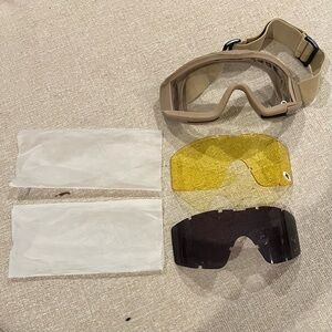 Xaegistac clear Tactical VR/AR Goggles with Yellow Smoke Replacement Lenses new